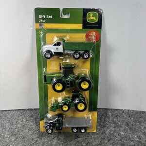 NEW John Deere 4 Vehicle Gift Set Dump Truck Tractor Loader /2010